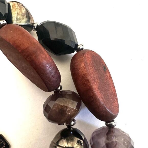 You and I long chunky beaded statement necklace - Picture 7 of 9